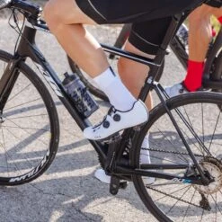 GripGrab - Lightweight SL Performance Zomer Fietssokken Wielersport Sokken - Wit - Unisex - Maat M -Fietsenwinkel 1200x1200 172