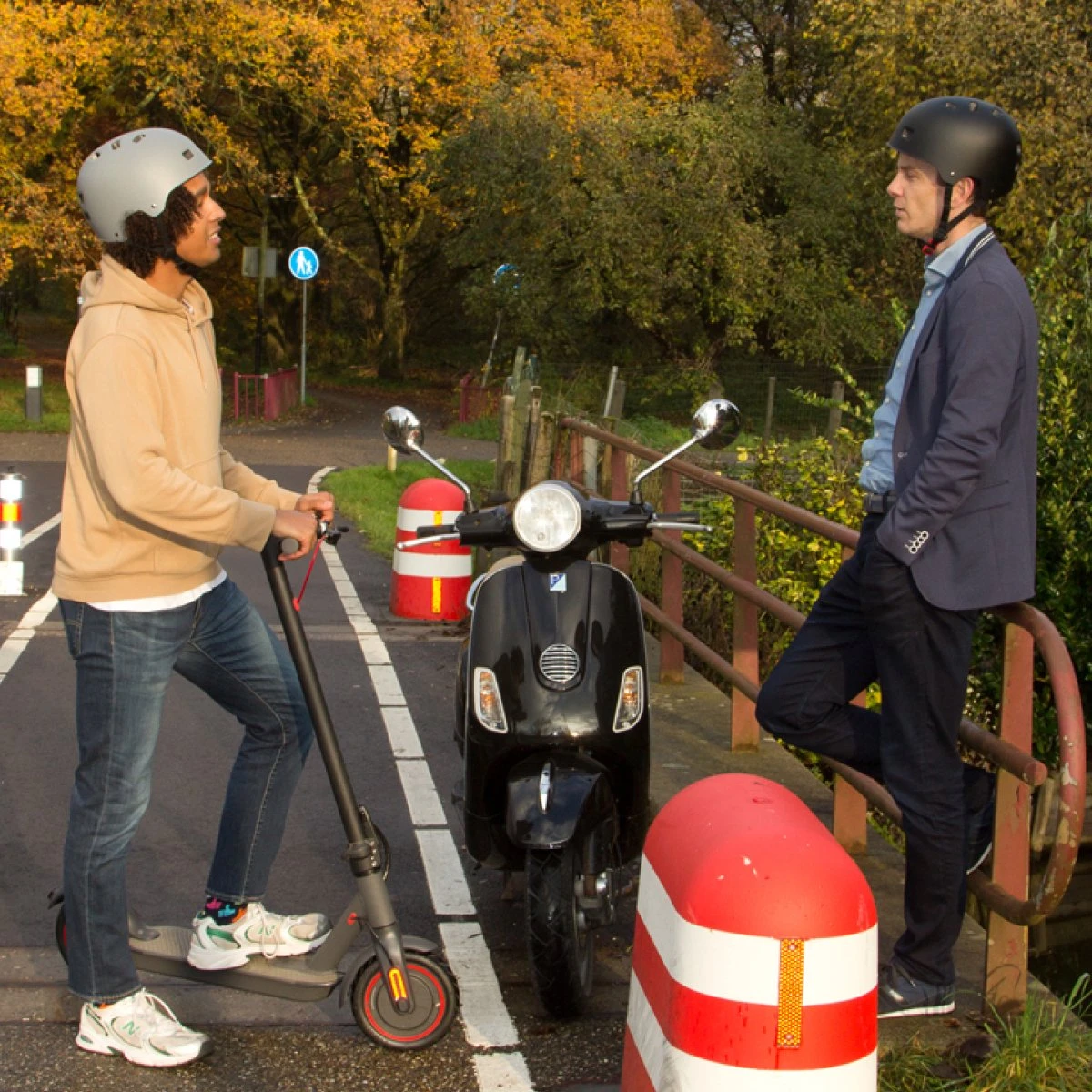 GOOFF® Skate Snorscooter Helm | Brede Pasvorm | 14x Ventilatie | Matgrijs | Lichtgewicht (L) 3 GOOFF® Skate Snorscooter Helm | Brede Pasvorm | 14x Ventilatie | Matgrijs | Lichtgewicht (L) - Afbeelding 3