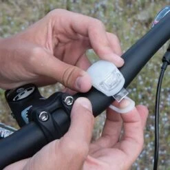 Merkloos Dutch Gadgets - Fietslampjes LED - Set Wit En Rood - Inclusief Batterijen 12 Merkloos Dutch Gadgets - Fietslampjes LED - Set Wit En Rood - Inclusief Batterijen -Fietsenwinkel 1200x1200 280