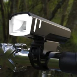 Trustic EVO | Fietsverlichting | Oplaadbaar | Fietslamp | Verschillende Standen | Licht Sensor | Waterbestendig | Set 23 Trustic EVO | Fietsverlichting | Oplaadbaar | Fietslamp | Verschillende Standen | Licht Sensor | Waterbestendig | Set -Fietsenwinkel 1200x1200 300