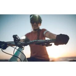 Lezyne Macro Drive 1300XXL Led Fiets Koplamp - Mat Zwart 6 Lezyne Macro Drive 1300XXL Led Fiets Koplamp - Mat Zwart -Fietsenwinkel 1200x1200 548