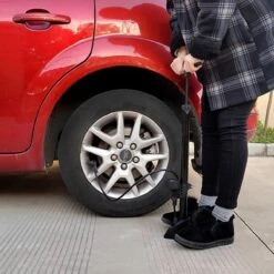 Matzwarte Fietspomp Met Drukmeter én Extra Ventielen - Multifunctioneel Mondstuk – Schrader En Presta – Aluminium Lichtgewicht Vloerpomp – Ballenpomp/ Scooterpomp/ Autobandenpomp -Fietsenwinkel 1200x1200 608