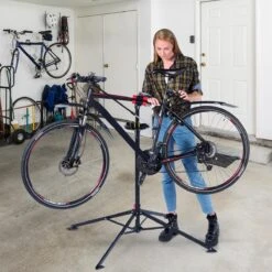 LifeGoods Fiets Montagestandaard - Fietsreparatie Racefiets / MTB - Incl. Stuurhouder - Zwart/Rood -Fietsenwinkel 1200x1200 696