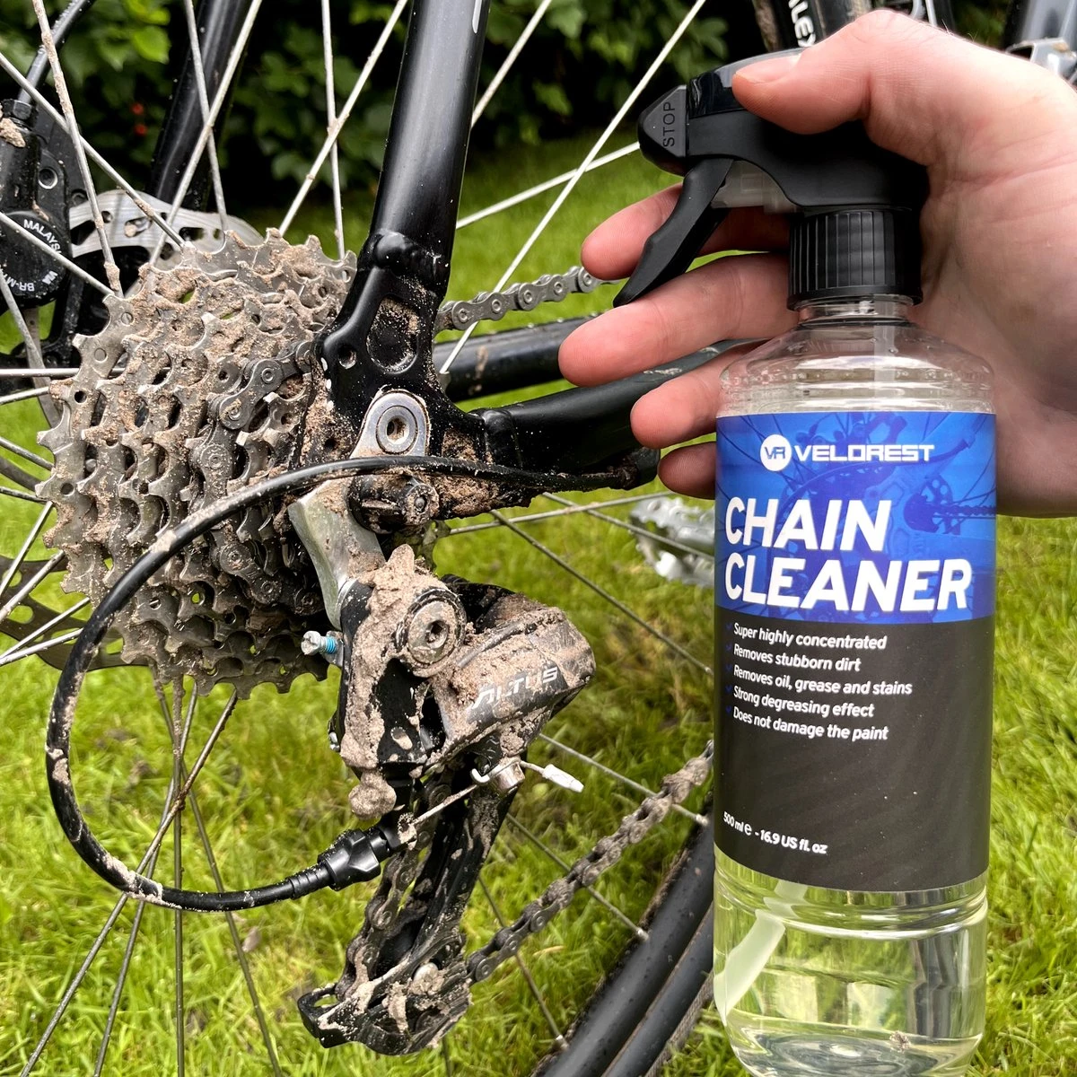 Velorest Chain Care Bundle - Ketting Reiniging & Onderhoud - Fietsonderhoudsmiddelen - Fietsketting Reiniger Set - Kettingolie Fiets - Fietsketting Smeermiddel - Chain Cleaner - Langdurige Bescherming 3 Velorest Chain Care Bundle - Ketting Reiniging & Onderhoud - Fietsonderhoudsmiddelen - Fietsketting Reiniger Set - Kettingolie Fiets - Fietsketting Smeermiddel - Chain Cleaner - Langdurige Bescherming - Afbeelding 3