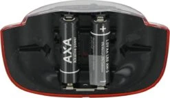 AXA Omega - Fiets Achterlicht - LED Fietsverlichting Op Batterij – Auto On/off Systeem - 50-80 Mm - Rood -Fietsenwinkel 1200x696