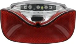 AXA Omega - Fiets Achterlicht - LED Fietsverlichting Op Batterij – Auto On/off Systeem - 50-80 Mm - Rood -Fietsenwinkel 1200x698