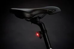 AXA Greenline 25 Lux - LED Fietslampjes Voor En Achter - Fietsverlichting USB Oplaadbaar -Fietsenwinkel 1200x799 17