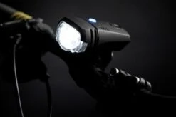 AXA Greenline 40 Lux - LED Fietslampjes Voor En Achter - Fietsverlichting USB Oplaadbaar -Fietsenwinkel 1200x799 2