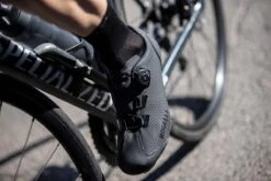 Rogelli R-400 Race - Fietsschoenen Voor Wielrennen - Unisex - Maat 44 - Zwart 17 Rogelli R-400 Race - Fietsschoenen Voor Wielrennen - Unisex - Maat 44 - Zwart -Fietsenwinkel 1200x800 56