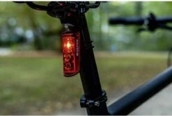 SIGMA SPORT Sigma Blaze USB Fietsachterlicht - Achterlicht Met Remlicht Functie - Oplaadbaar -Fietsenwinkel 1200x810 1