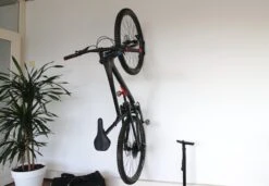 BBB Cycling Parkinglot Fietsdrager - Muurbeugel Fiets - Fietsbeugel - Ruimtebesparend - Voor Verschillende Soorten Fietsen - BTL-126 11 BBB Cycling Parkinglot Fietsdrager - Muurbeugel Fiets - Fietsbeugel - Ruimtebesparend - Voor Verschillende Soorten Fietsen - BTL-126 -Fietsenwinkel 1200x830