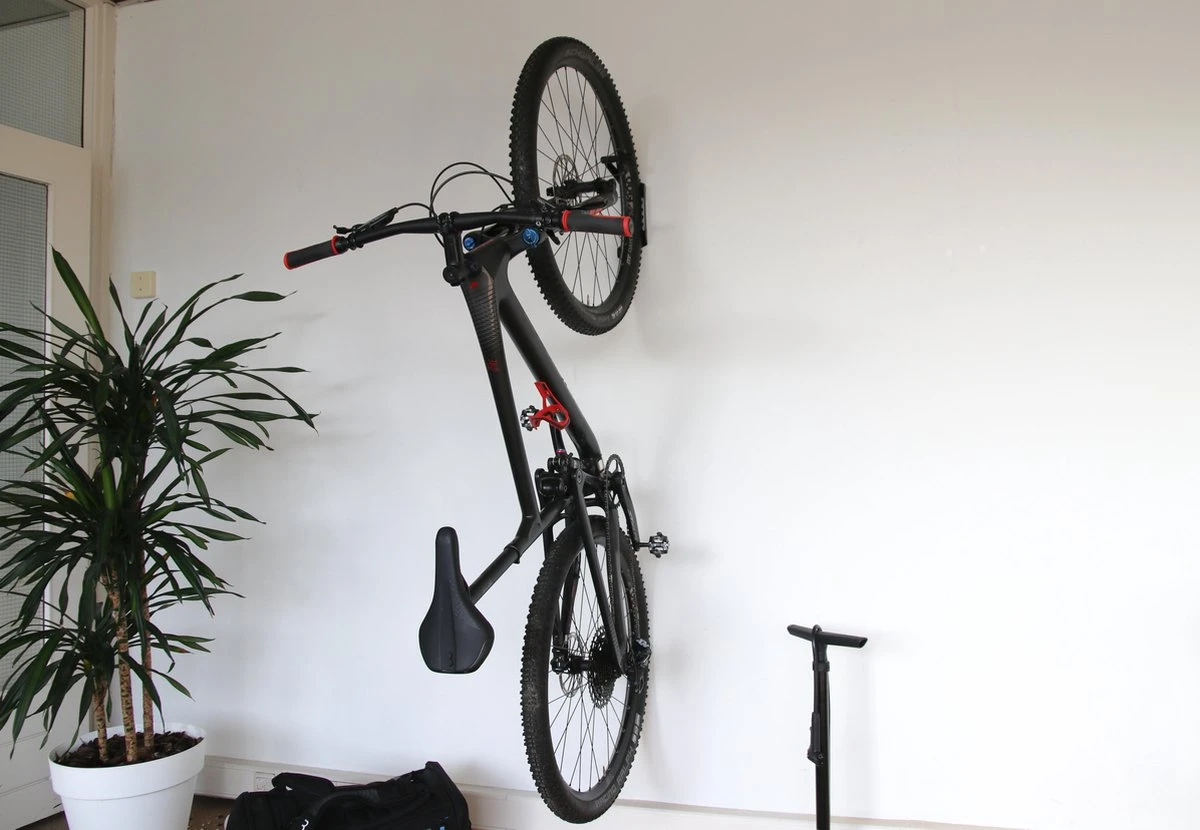 BBB Cycling Parkinglot Fietsdrager - Muurbeugel Fiets - Fietsbeugel - Ruimtebesparend - Voor Verschillende Soorten Fietsen - BTL-126 4 BBB Cycling Parkinglot Fietsdrager - Muurbeugel Fiets - Fietsbeugel - Ruimtebesparend - Voor Verschillende Soorten Fietsen - BTL-126 - Afbeelding 4