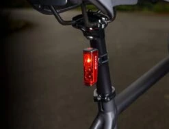 SIGMA SPORT Sigma Blaze USB Fietsachterlicht - Achterlicht Met Remlicht Functie - Oplaadbaar -Fietsenwinkel 1200x913 3