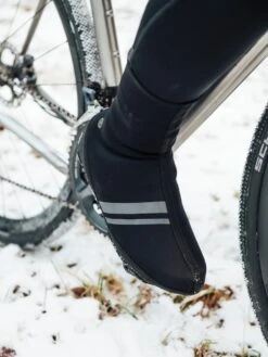 AGU Thermo Neoprene Overschoenen Essential - Zwart - L - 42/43 - 4mm Neopreen 7 AGU Thermo Neoprene Overschoenen Essential - Zwart - L - 42/43 - 4mm Neopreen -Fietsenwinkel 900x1200 7